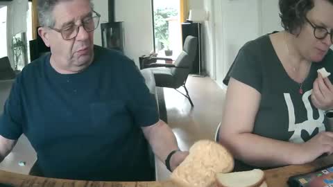 woodwurm and Snoeske online show from 02.24.25