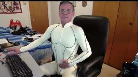 Large one  online show from 01.18.26