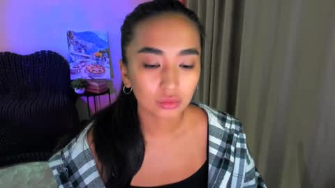 dudetta Kim online show from 03.10.25