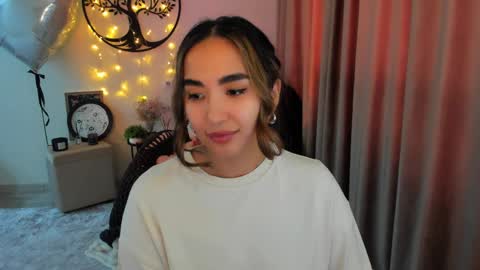 dudetta Kim online show from 04.17.26