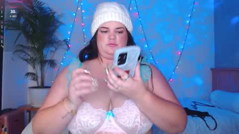 Snapshot of wow_its_kaitlyn chatting on 10.16.25 Kaitlyn xx online show from 10.16.25