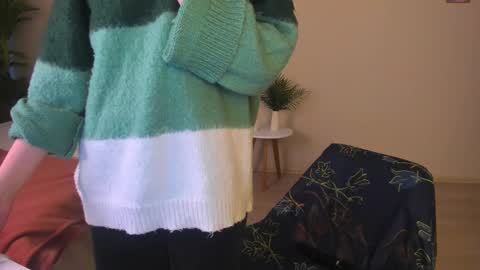 Rebecy online show from 10.04.25