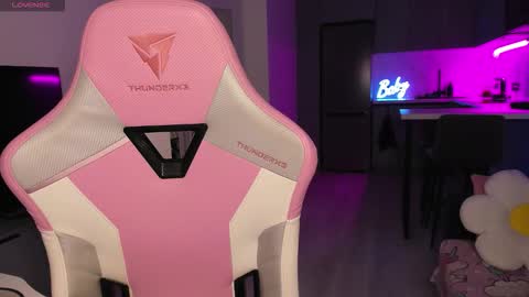 Emi online show from 11.03.25