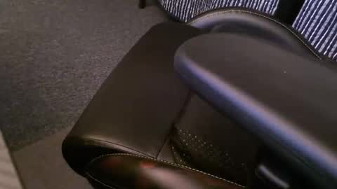 wrangleat0r online show from 04.13.26