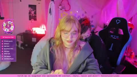 Snapshot of wrenvalentine chatting on 02.28.26 Wren Valentine online show from 02.28.26