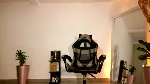 wyatt online show from 10.16.25