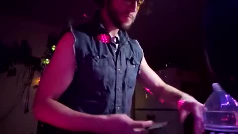 wyiatt online show from 04.12.26