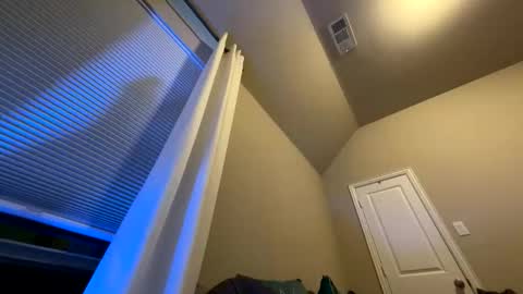 Wynter Heat online show from 10.24.25