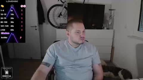 Snapshot of x19marco93x chatting on 12.27.24 x19marco93x online show from 12.27.24