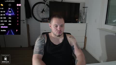 Snapshot of x19marco93x chatting on 01.11.25 x19marco93x online show from 01.11.25