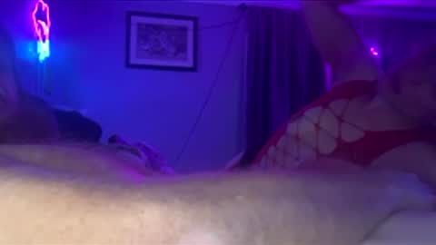 Snapshot of x7i3zuvfcwxym8naezgb chatting on 12.22.25 Whatyouwantbest online show from 12.22.25