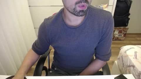 Mr. Lonely online show from 09.09.25