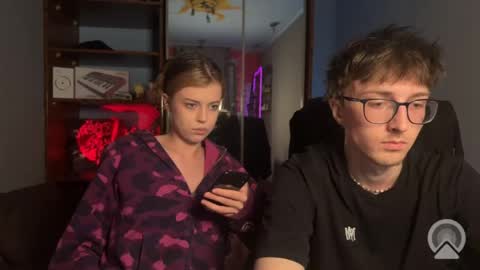 Philipp and Este online show from 04.04.26