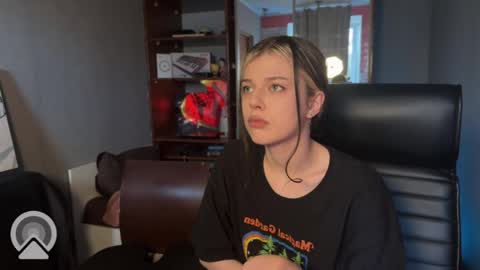 Philipp and Este online show from 04.29.26