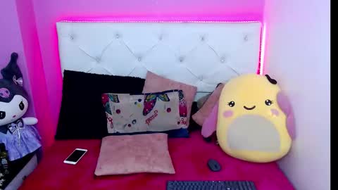 x_kikke_x online show from 10.04.25