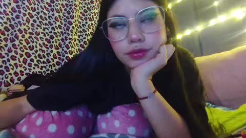 My other accont  x nyoko online show from 01.28.25