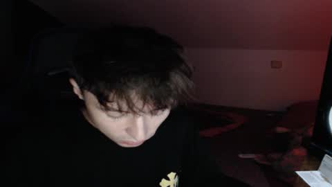 Snapshot of xandiigmusik chatting on 10.16.25 rx4per online show from 10.16.25