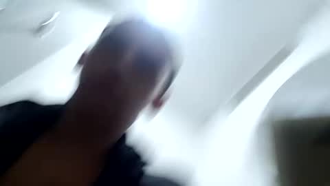 Snapshot of xandressex chatting on 02.11.25 Andres online show from 02.11.25