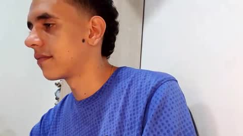 Snapshot of xandressex chatting on 02.12.25 Andres online show from 02.12.25