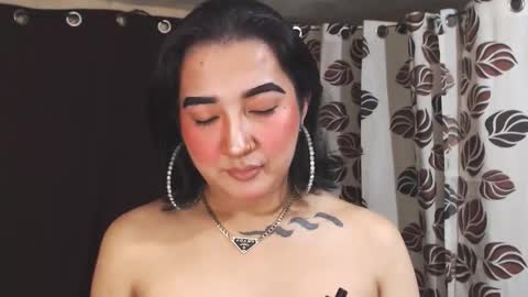 Nira   NOT INTO CHEAP GUYS  online show from 01.10.25