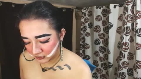 Nira   NOT INTO CHEAP GUYS  online show from 01.25.25