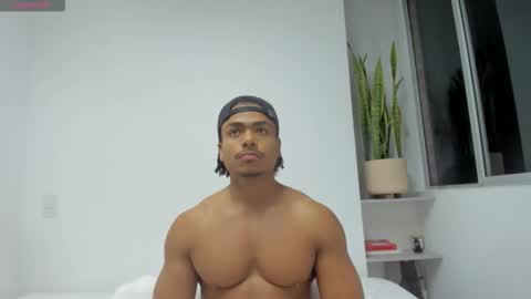 Snapshot of xavier_colleman chatting on 11.28.25 Xavier online show from 11.28.25