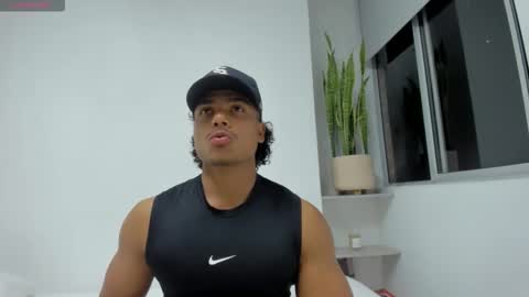 Snapshot of xavier_colleman chatting on 01.08.26 Xavier online show from 01.08.26