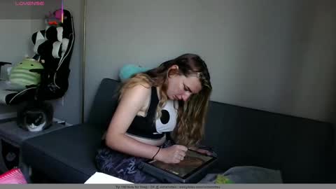  charlotte euphoria  online show from 10.08.25