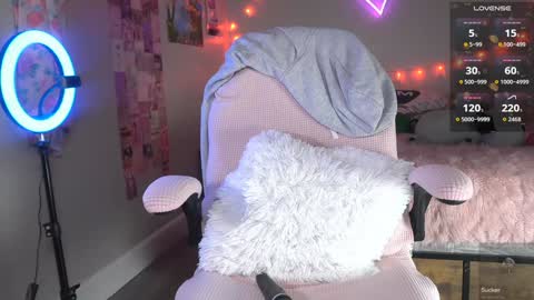 spoil me here  online show from 03.04.26