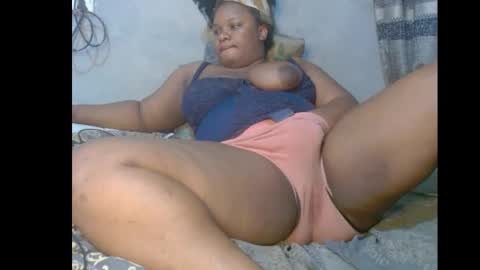 Snapshot of xcumxonxme chatting on 01.13.25 xcumxonxme online show from 01.13.25