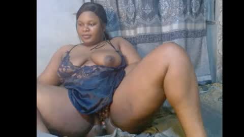 Snapshot of xcumxonxme chatting on 01.18.25 xcumxonxme online show from 01.18.25