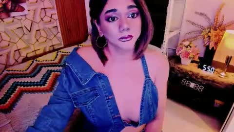Snapshot of xdirtymistressx chatting on 11.11.25 XDirtymistressX online show from 11.11.25