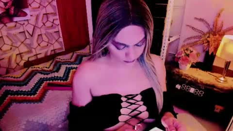 Snapshot of xdirtymistressx chatting on 11.17.25 XDirtymistressX online show from 11.17.25