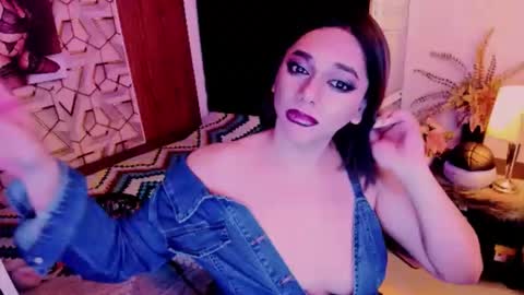 Snapshot of xdirtymistressx chatting on 11.20.25 XDirtymistressX online show from 11.20.25
