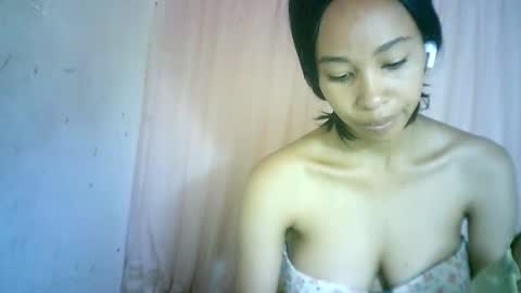 Snapshot of xenna610827 chatting on 01.24.25 xenna610827 online show from 01.24.25