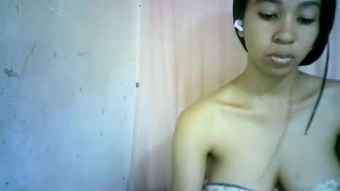 Snapshot of xenna610827 chatting on 01.29.25 xenna610827 online show from 01.29.25