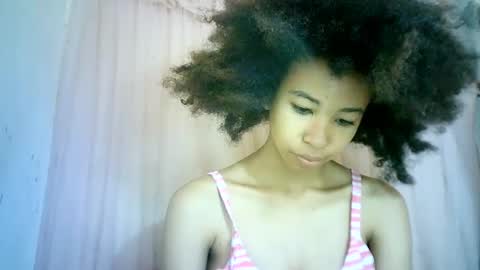 Snapshot of xenna610827 chatting on 02.08.25 xenna610827 online show from 02.08.25