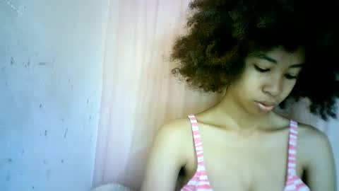 Snapshot of xenna610827 chatting on 02.09.25 xenna610827 online show from 02.09.25