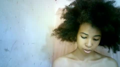 Snapshot of xenna610827 chatting on 02.13.25 xenna610827 online show from 02.13.25