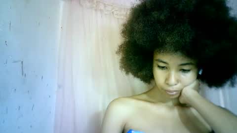 Snapshot of xenna610827 chatting on 03.06.25 xenna610827 online show from 03.06.25