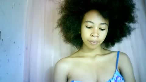 Snapshot of xenna610827 chatting on 03.08.25 xenna610827 online show from 03.08.25