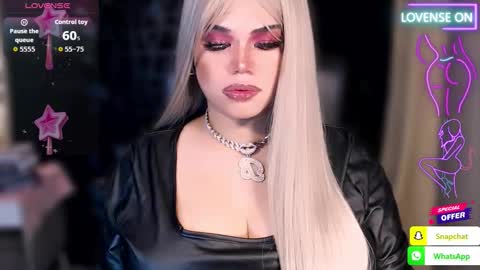 Snapshot of xhugeharleyselfsuckerx chatting on 02.08.26 xHUGECOCKTILLCUMX online show from 02.08.26