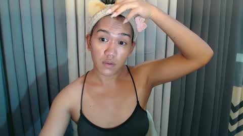 GWEN THOMPSON .......   online show from 01.23.25