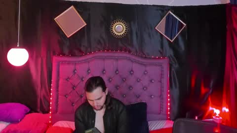 xialee and Lio online show from 01.08.25