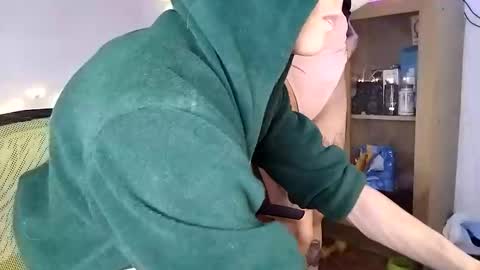 Snapshot of xialexbordeous chatting on 12.29.24   Samara online show from 12.29.24