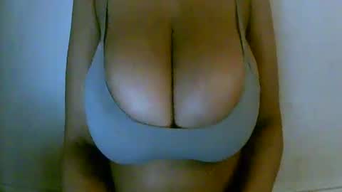 XiaoXiao  online show from 02.22.26