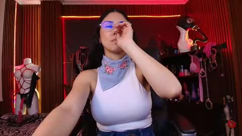 XiaQueen   I M online show from 11.08.25