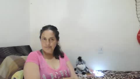 Snapshot of xime5144838 chatting on 02.14.25 Ximena online show from 02.14.25