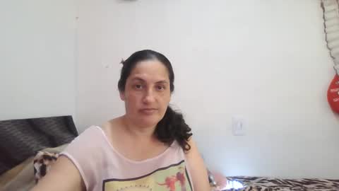 Snapshot of xime5144838 chatting on 02.15.25 Ximena online show from 02.15.25
