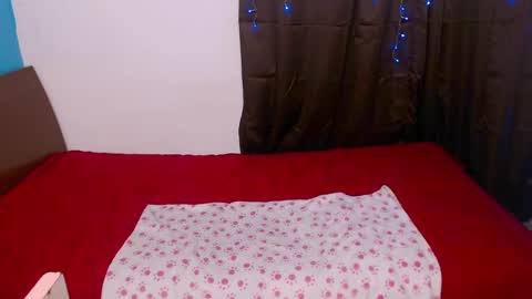 Snapshot of xime_collin77 chatting on 10.11.25 Mistress Ana and Slave Ximena online show from 10.11.25